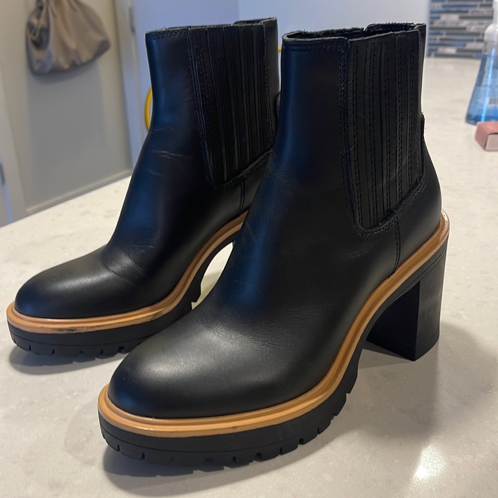 Black dolce vita boots